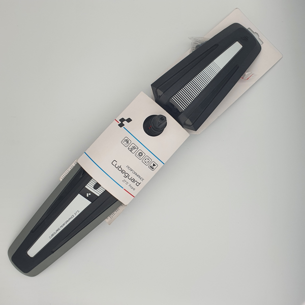 Cube CUBEGUARD PERF.27.5" VORNE BLACK'N'WHITE